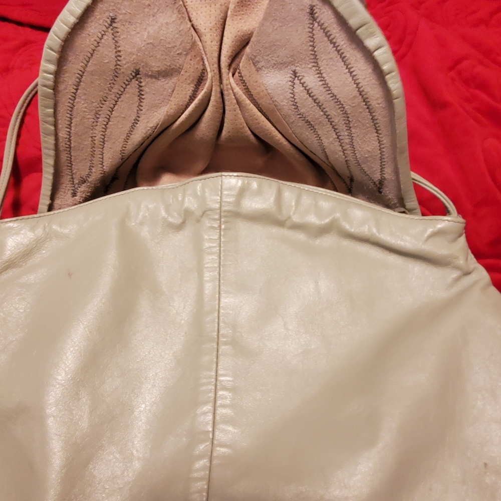 Purse - Picture 3 of 3